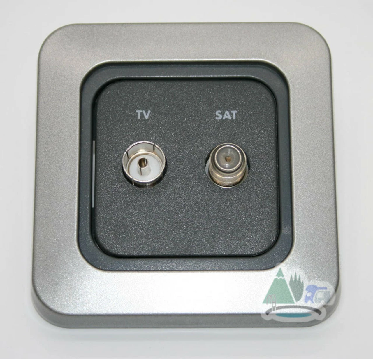 CBE TV And Satellite Socket 3 CBE TV And Satellite Socket