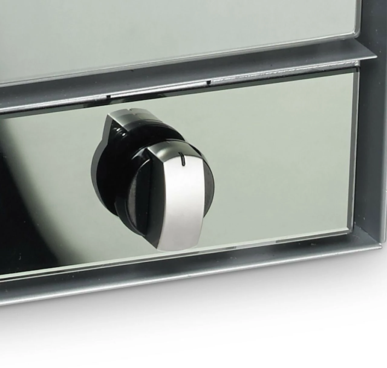 Dometic-Cramer OV1800 Caravan Oven (Cramer CMBOA) 5 Dometic-Cramer OV1800 Caravan Oven (Cramer CMBOA) - Image 3