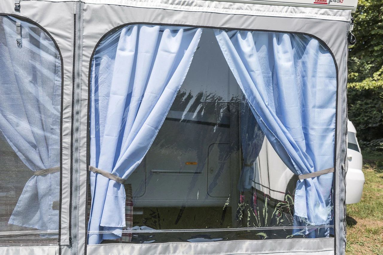 Fiamma F45 Privacy Room Motorhome Awning 8 Fiamma F45 Privacy Room Motorhome Awning - Image 6
